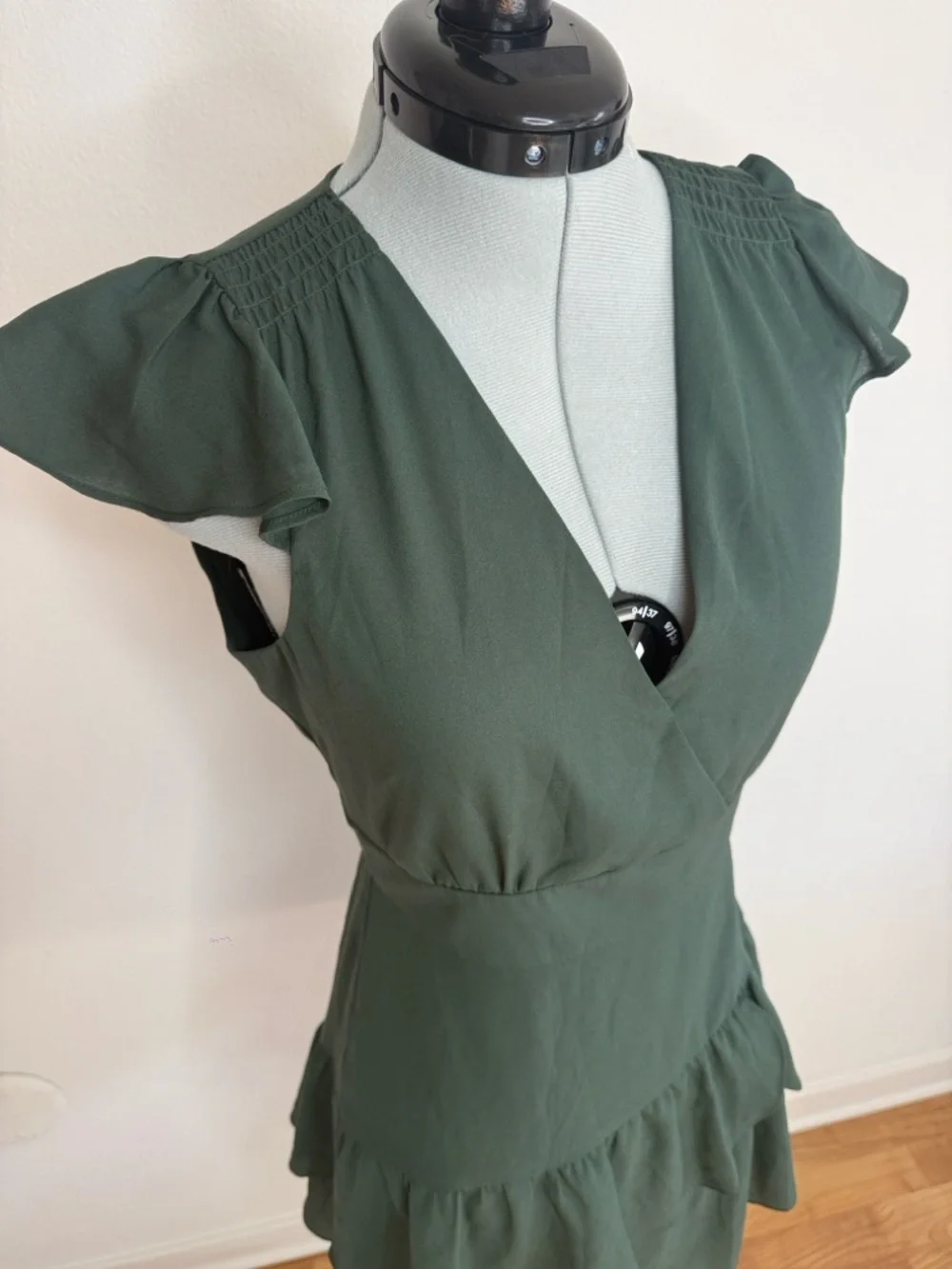 Parker Cacti Ruffle Wrap Mini Dress Flutter Sleeve Silk Blend S NWT - Picture 5 of 13